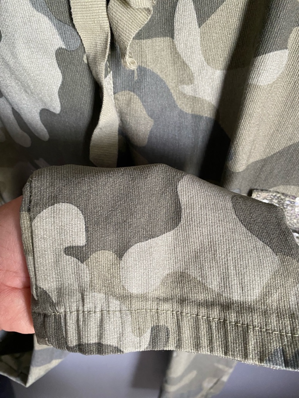 Camo Cargo Joggers with Sequin Pocket Detail - Picture 5 of 10